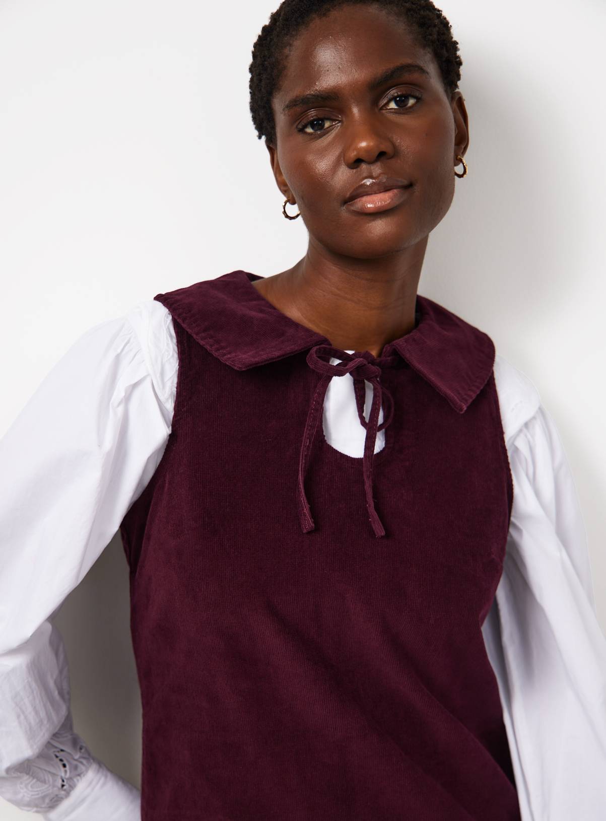Burgundy Tie-Collar Corduroy Pinafore Dress 10 - Image 2
